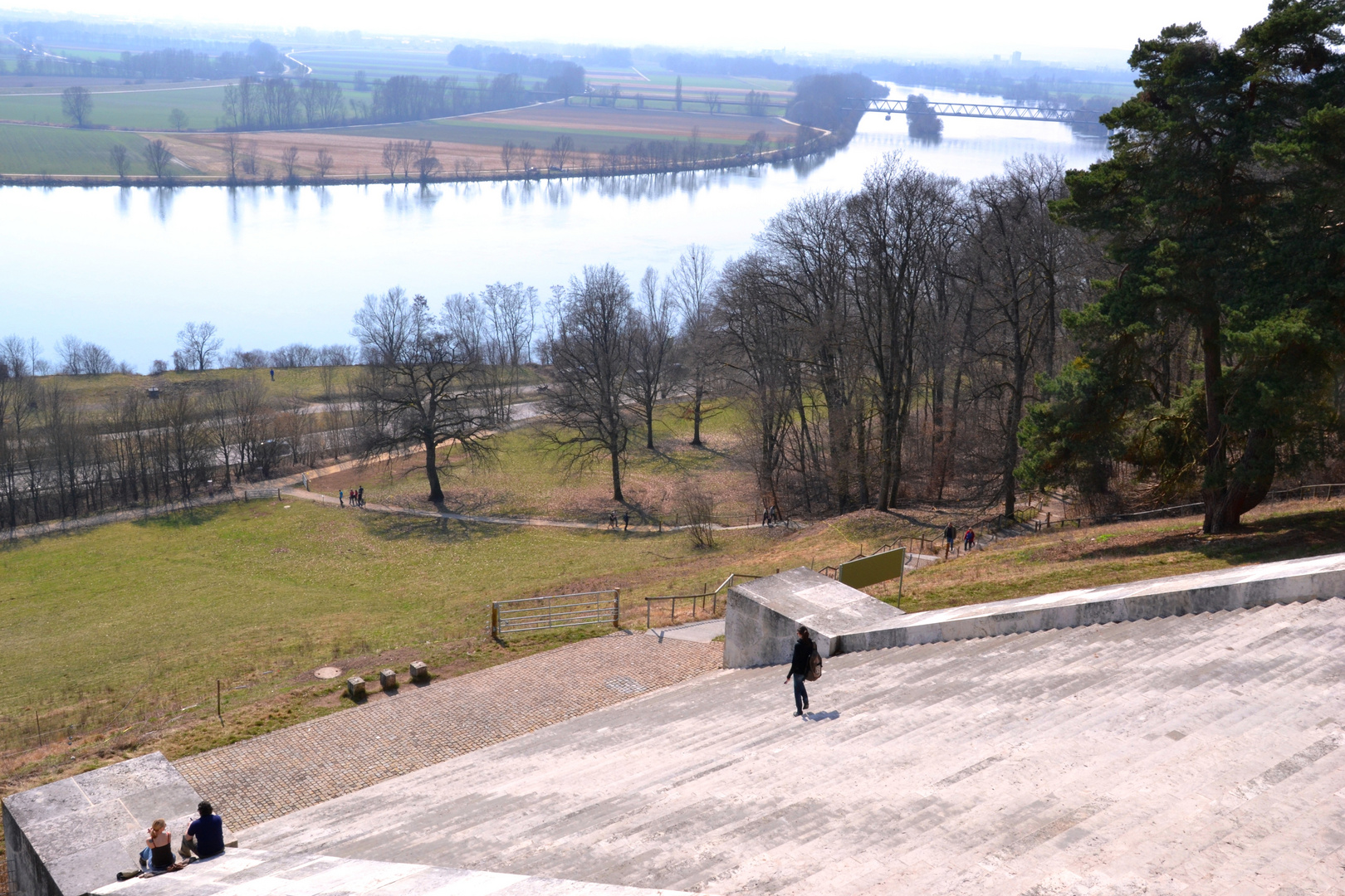 Walhalla, vor dem Frühling