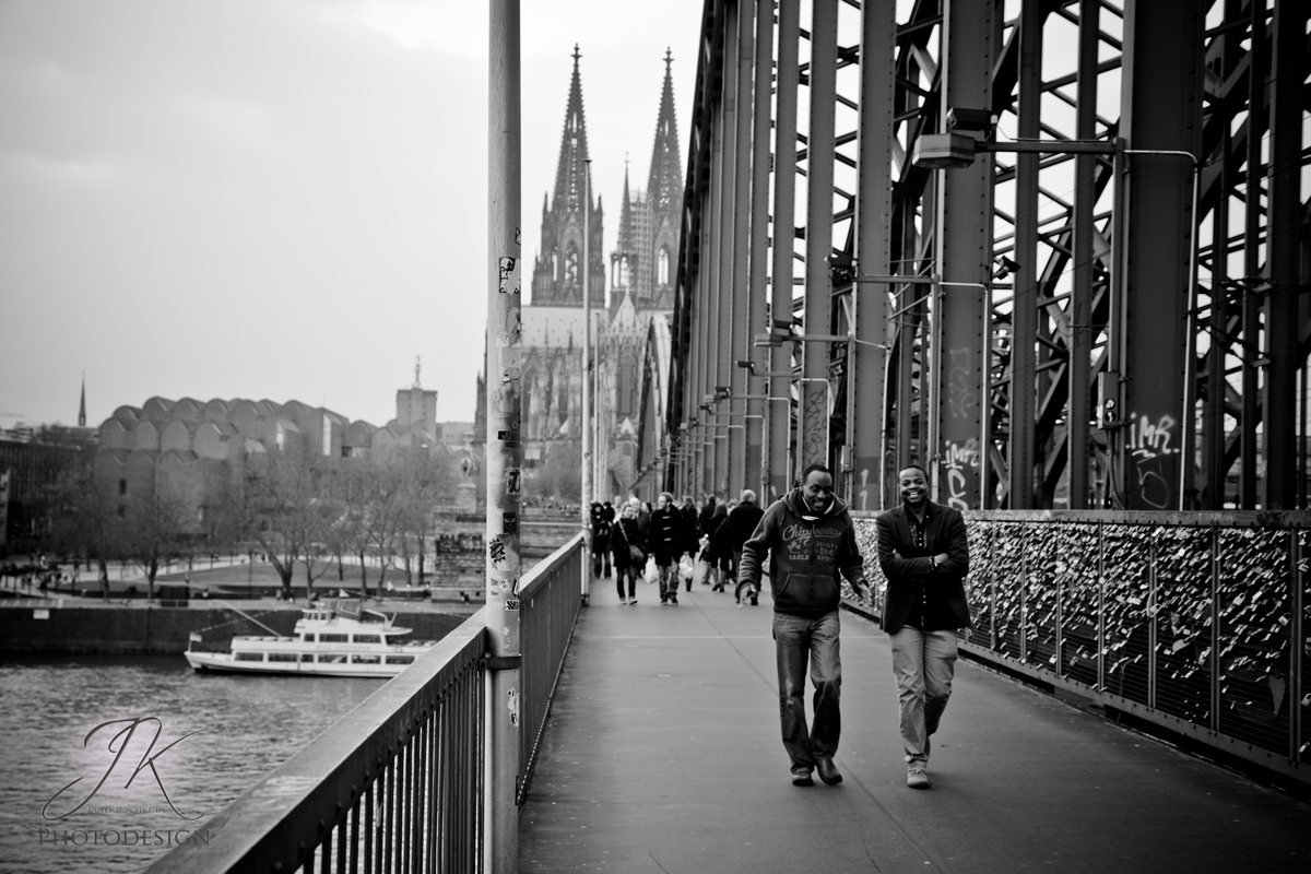 walk along the bridge