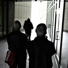 WALK Schattenfiguren Passage W-02-sw FotoNews +8Fotos