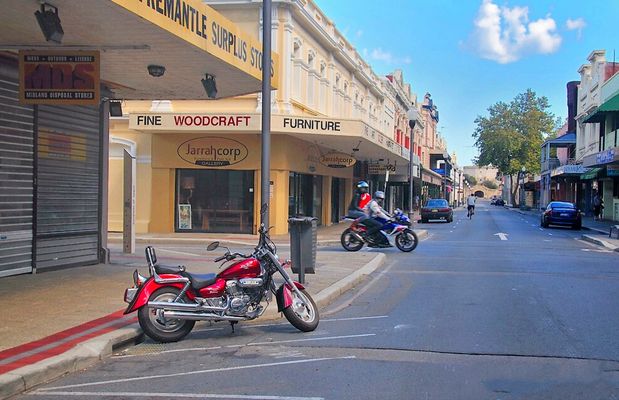 Walking Fremantle, Streets.