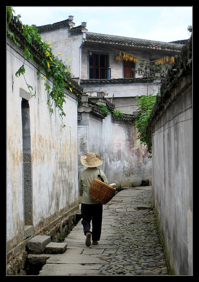 Walking in Chengkan