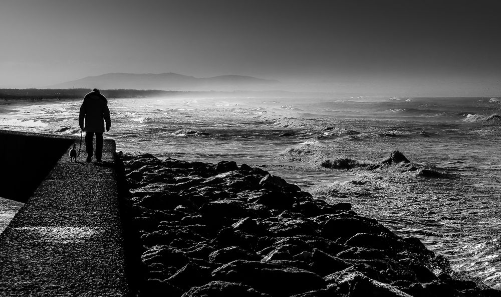 ....walking in front of the sea....