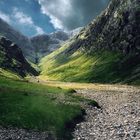 Walking In the hidden vally of Glencoe