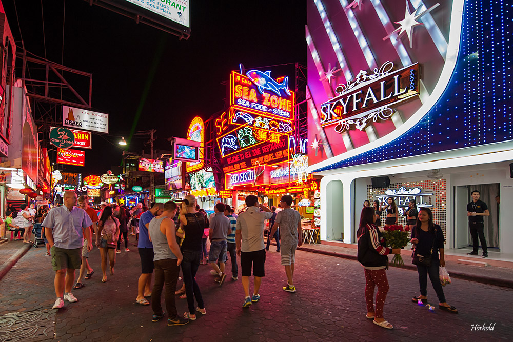 Walking Street I