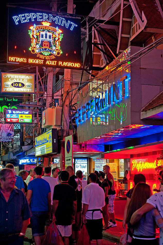 Walking Street II