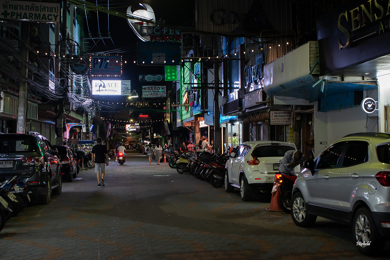 Walking Street II