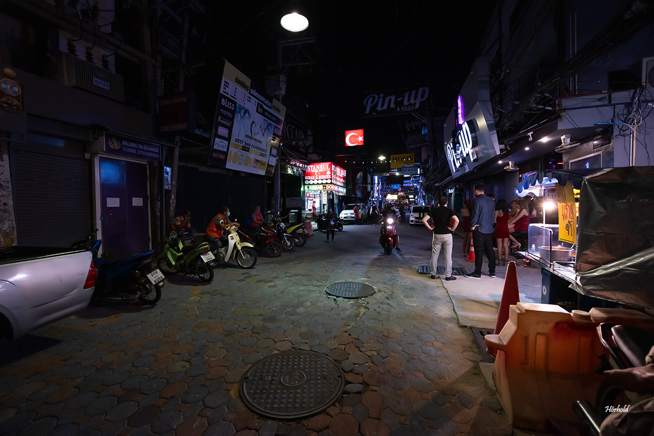 Walking Street III