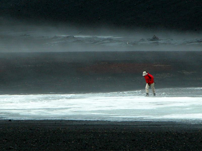 Walking the Askja