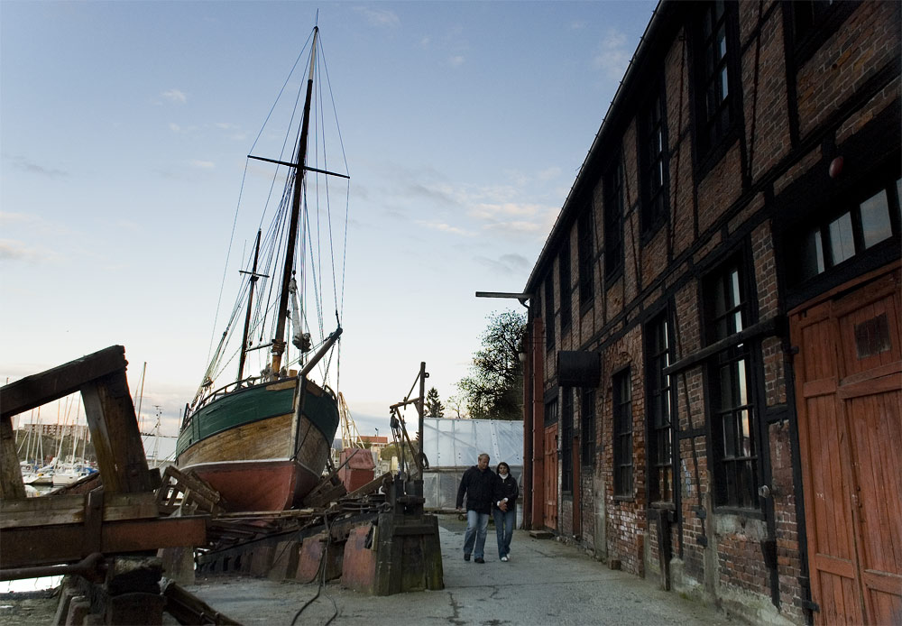 Walking through Mellemverftet