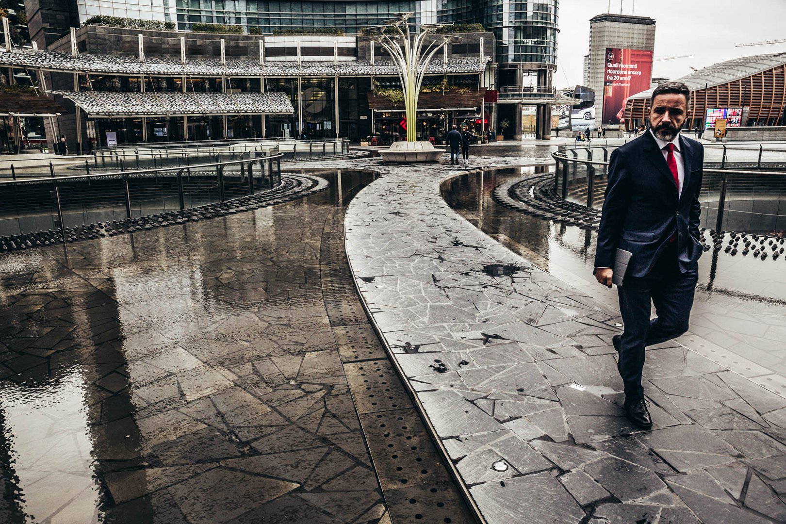 Walking through piazza Gae Aulenti