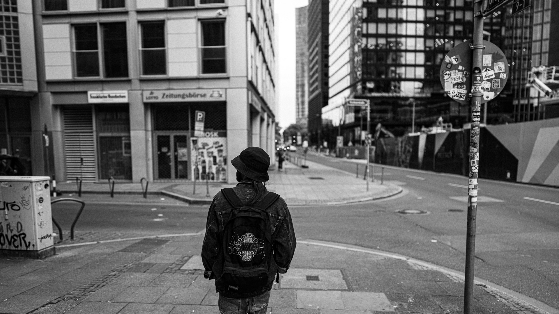 Walking trough the streets of Mainhattan! 
