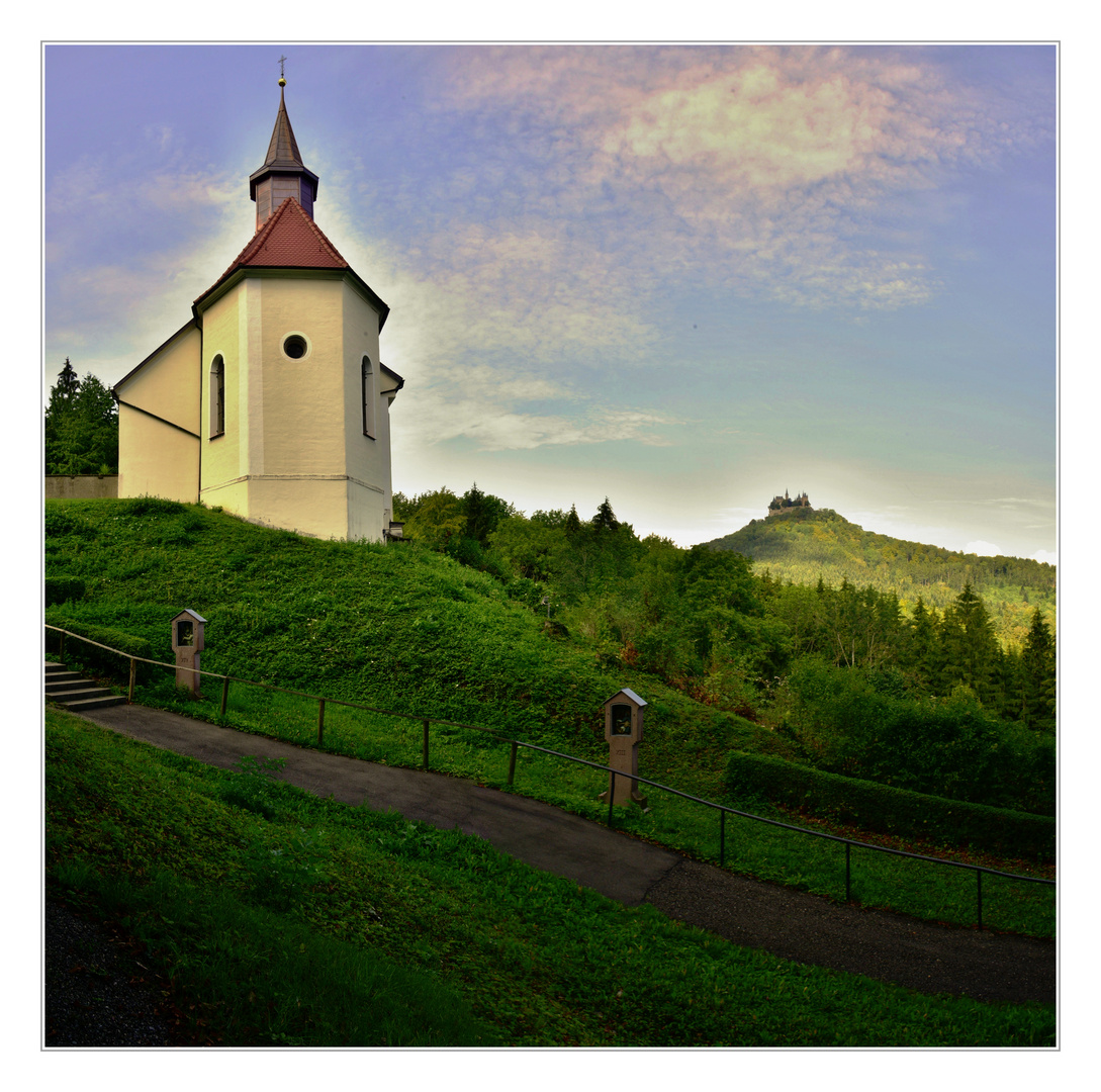 Wallfahrtskirche Maria Zell vor der Burg Hohenzollern