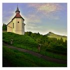 Wallfahrtskirche Maria Zell vor der Burg Hohenzollern