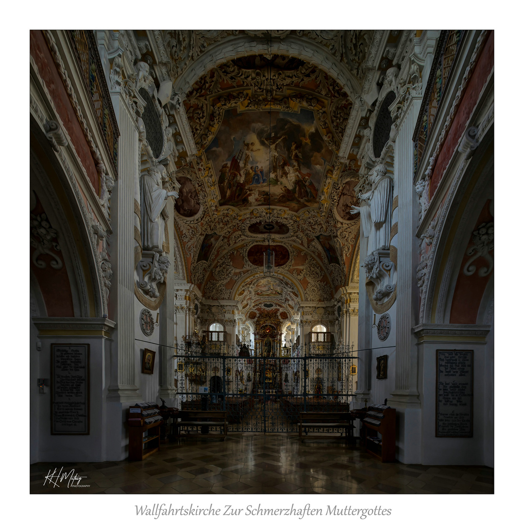 Wallfahrtskirche Zur Schmerzhaften Muttergottes - Vilgertshofen " Gott zu Gefallen..."