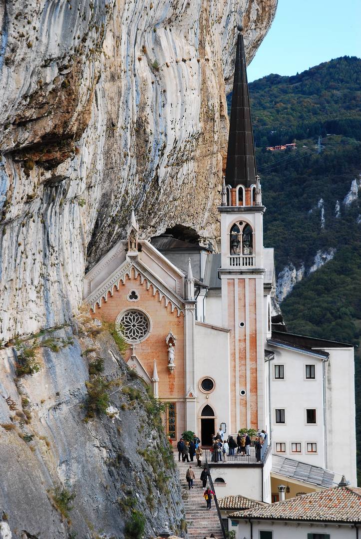 Wallfahrtsort Madonna della Coronna