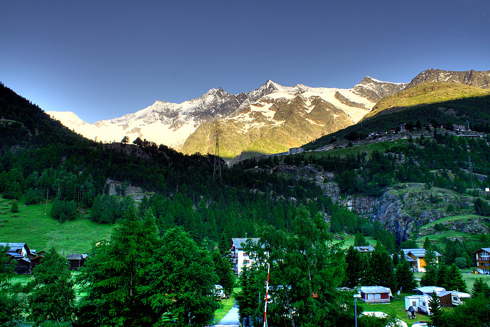 Walliser Alpen / Blick auf Saas Fee