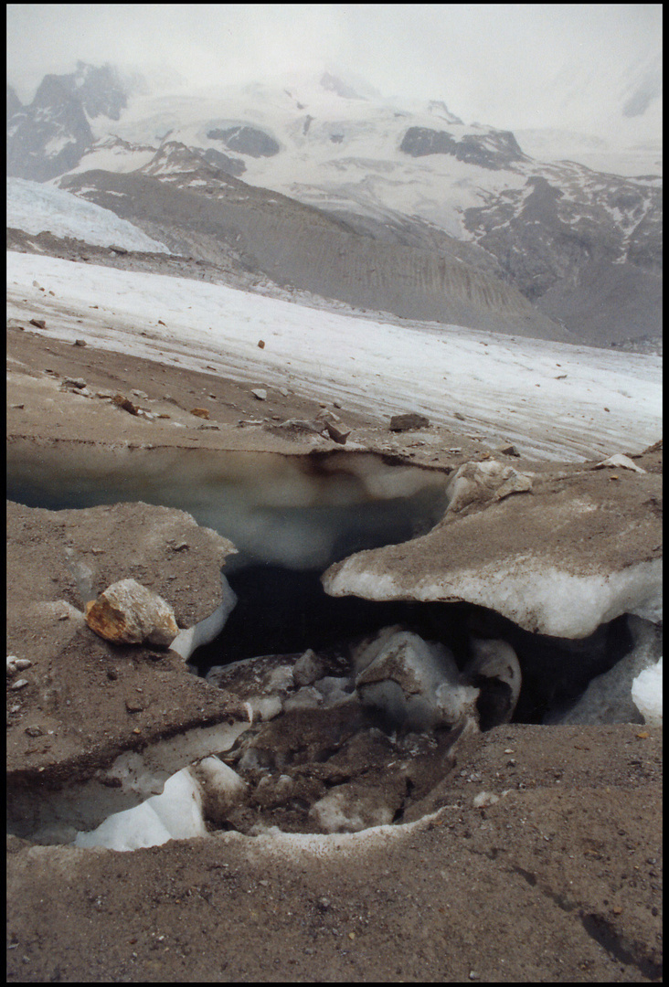 Walliser Alpen: Gefährlicher Gornergletscher (2)