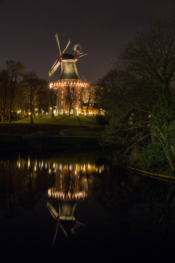 Wallmühle mit Spiegelbild