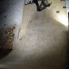 Wallride ( ca. 7Meter über dem Boden und ca. 4m über der nächsten Plattform)