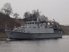 WALNEY M 104 Minenjäger der britischen Royal Navy auf dem Nord-Ostee-Kanal