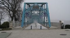 Walnut Street Bridge , Chattanooga