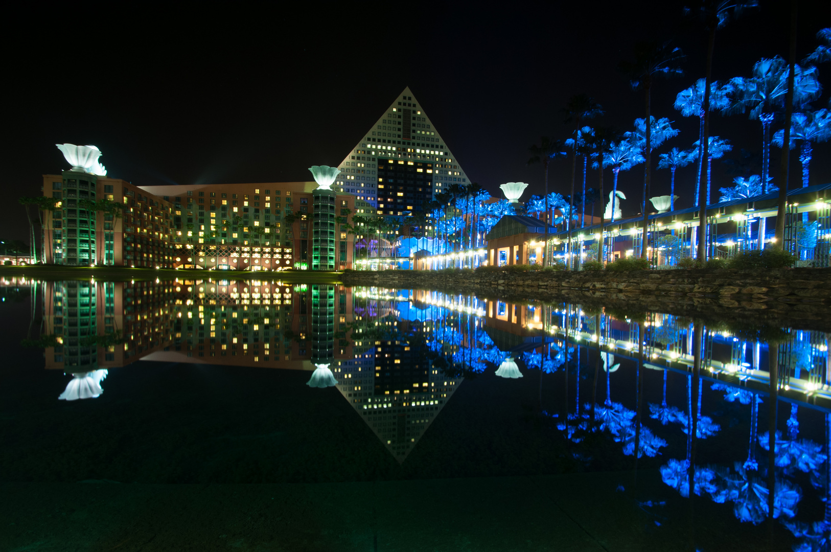 Walt Disney World -The Swan & Dolphin