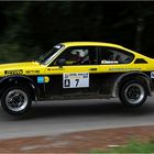 Walter Röhrl fliegt im Opel Kadett GT/E 16V durch die Eifel