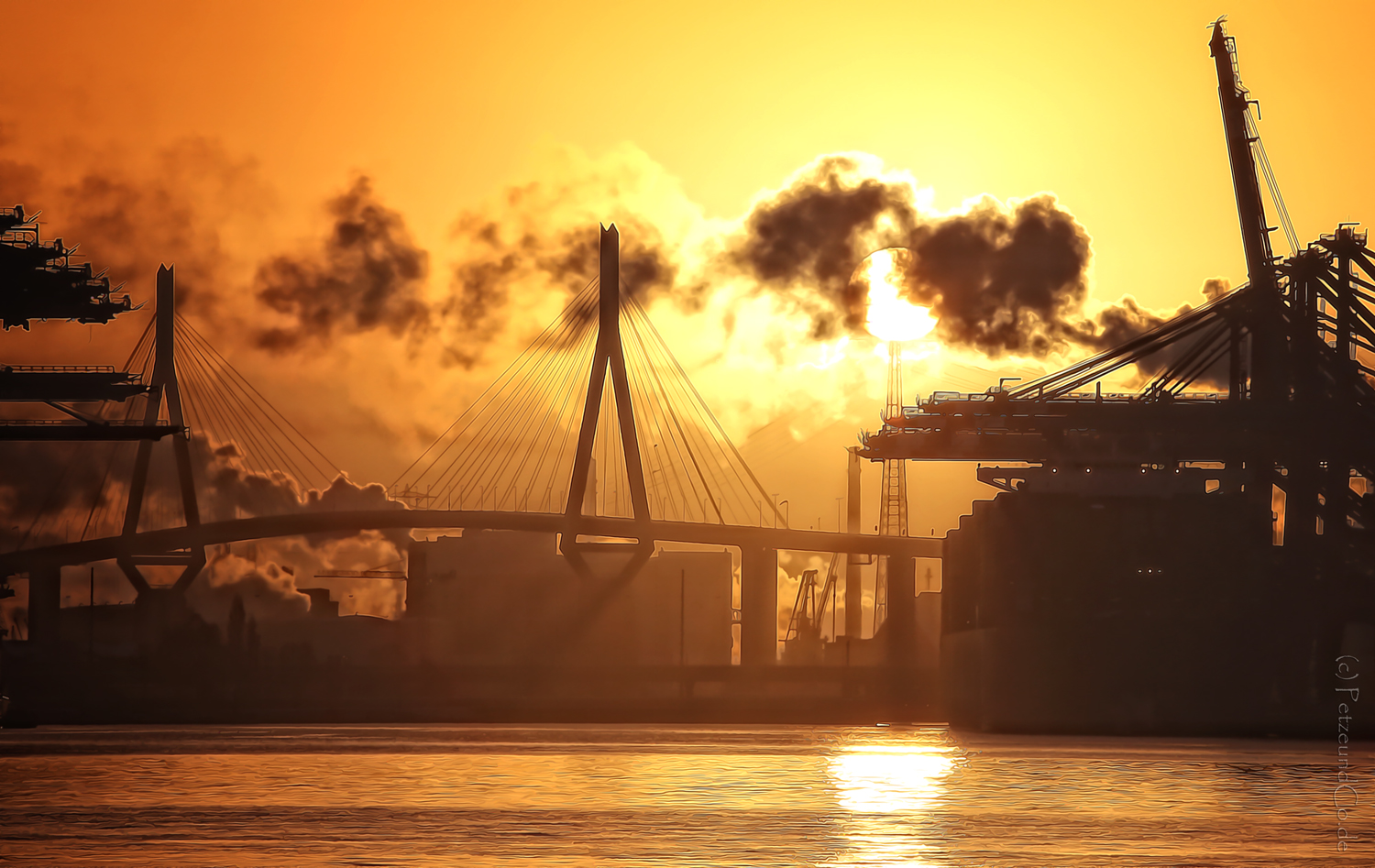 Waltershofer Hafen Sonnenaufgang | 20 min später