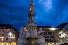 Walther von der Vogelweide Denkmal