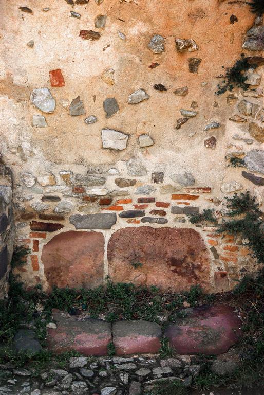 Wand einer Burgruine