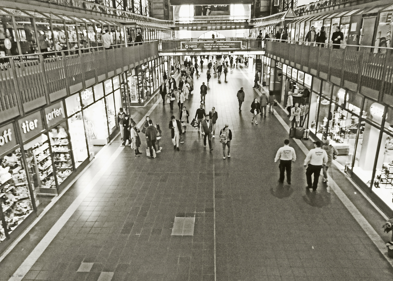 Wandelhalle.....im Hamburger Hauptbahnhof....