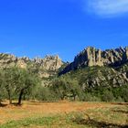 Wandern am Fuss des Montserrat-Gebirges