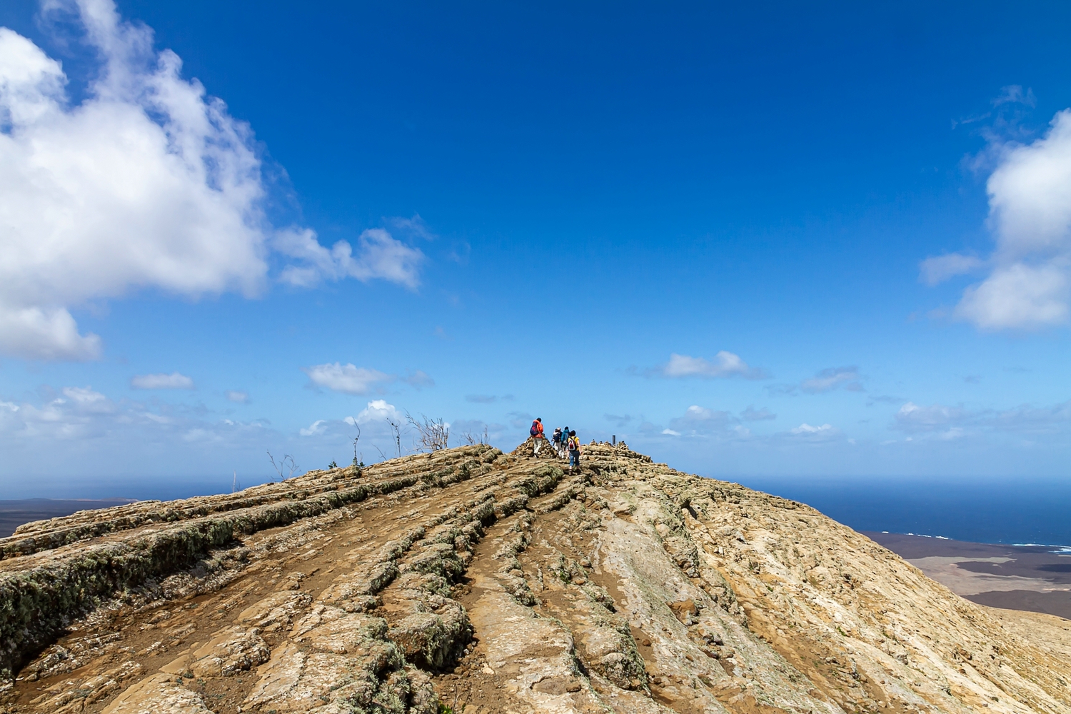 Wandern auf dem Kraterrand