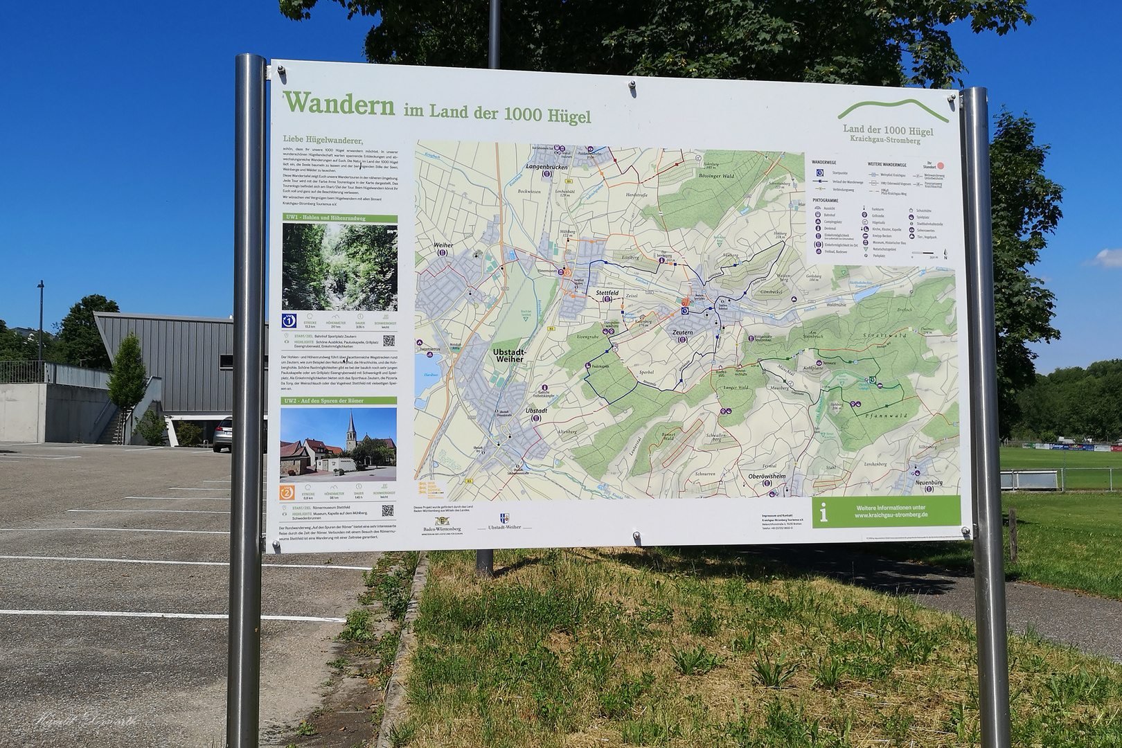 Wandertafel am Sportplatz Zeutern 