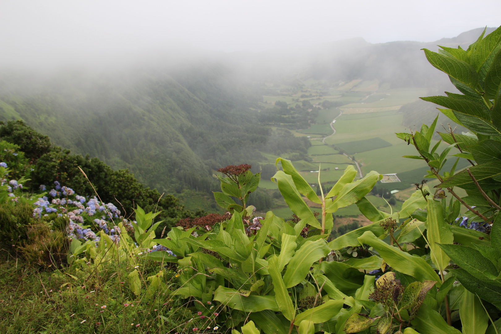 Wanderung an den Kraterseen bei Ses Cidades