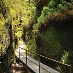 Wanderung durch die Schwedenlöcher, über 800 Stufen geht es hier runter und wieder hoch..