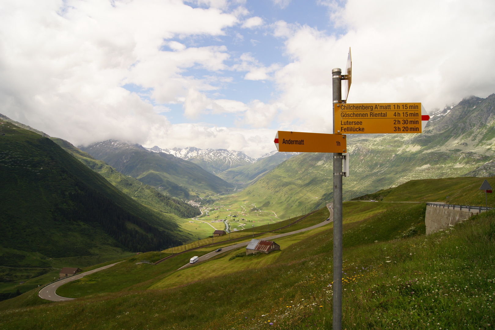 Wanderung vom Nätschen ins Urserental