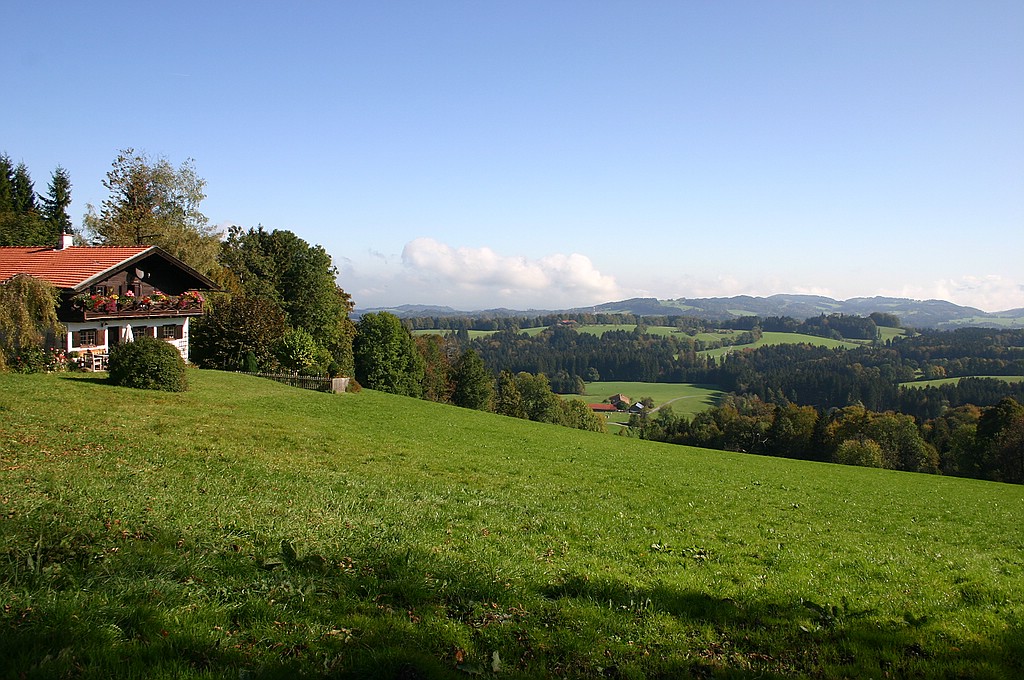 Wanderung von Miesbach nach Schliersee über die Höhen