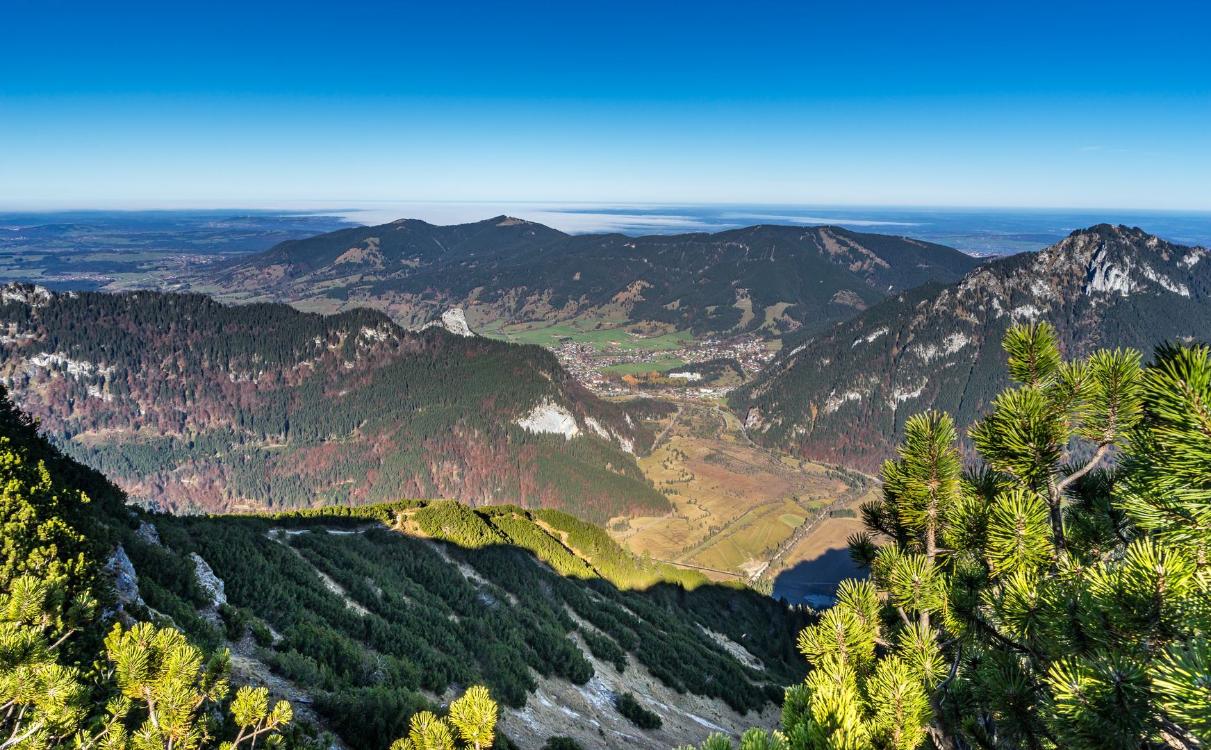 Wanderung zur Notkarspitze, Blick ins Ettal