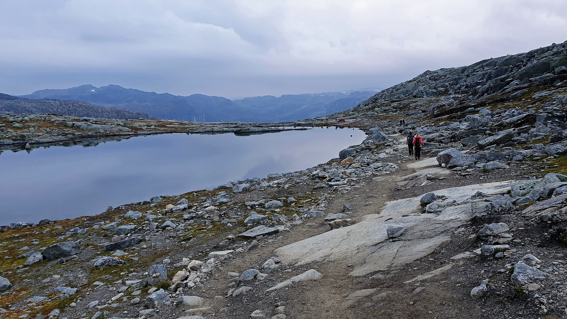 Wanderung zur Trolltunga (Trollzunge)