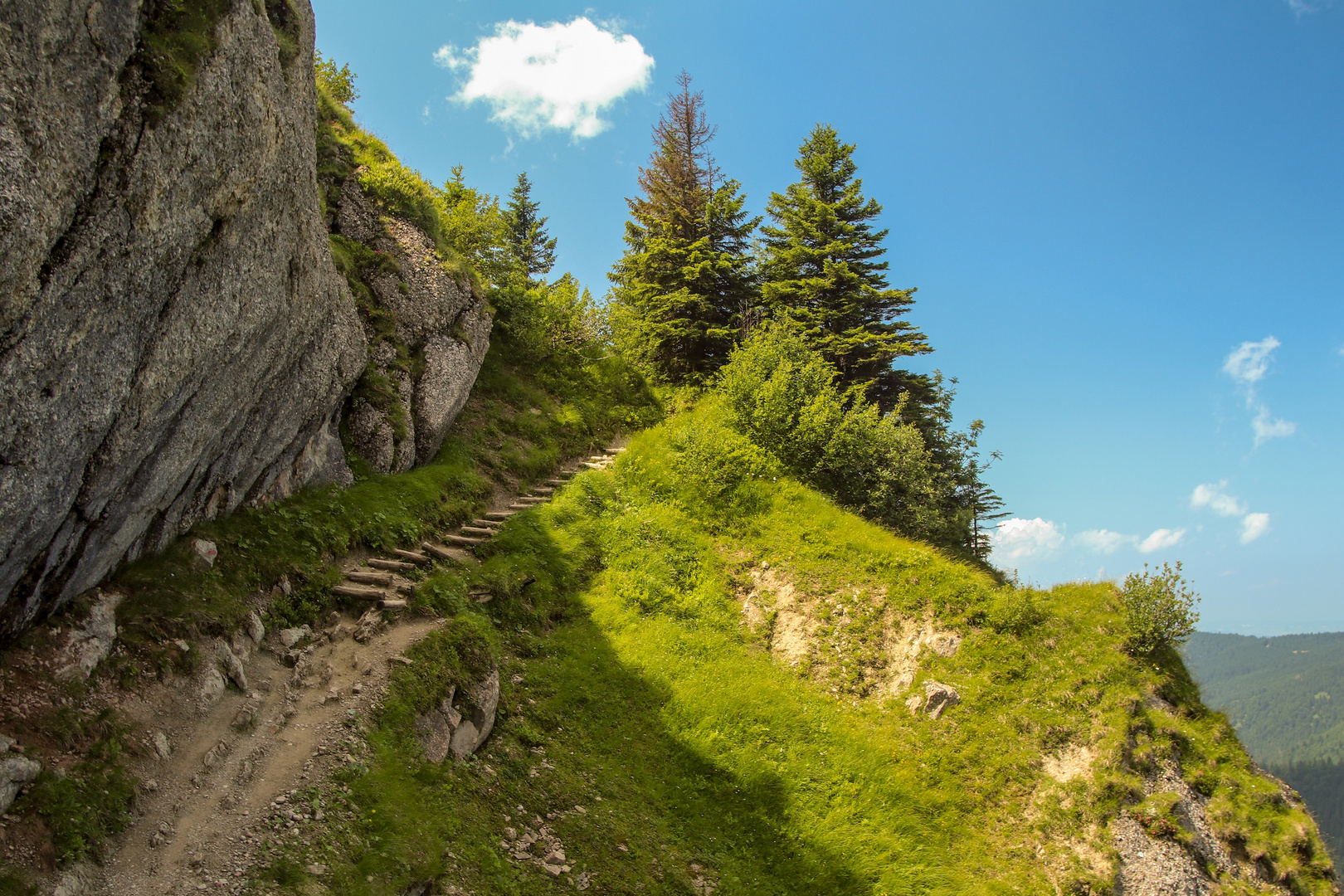 Wanderweg zu Gipfel