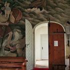 Wandmalereien in einer alten Kirche