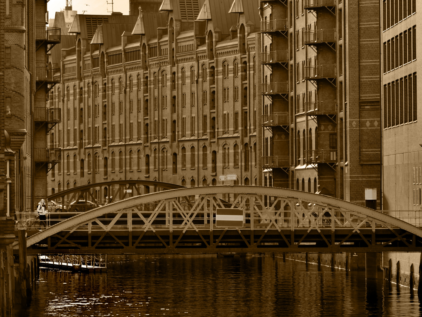 Wandrahmfleetbrücke in der Speicherstadt (Hamburg, März 2022)