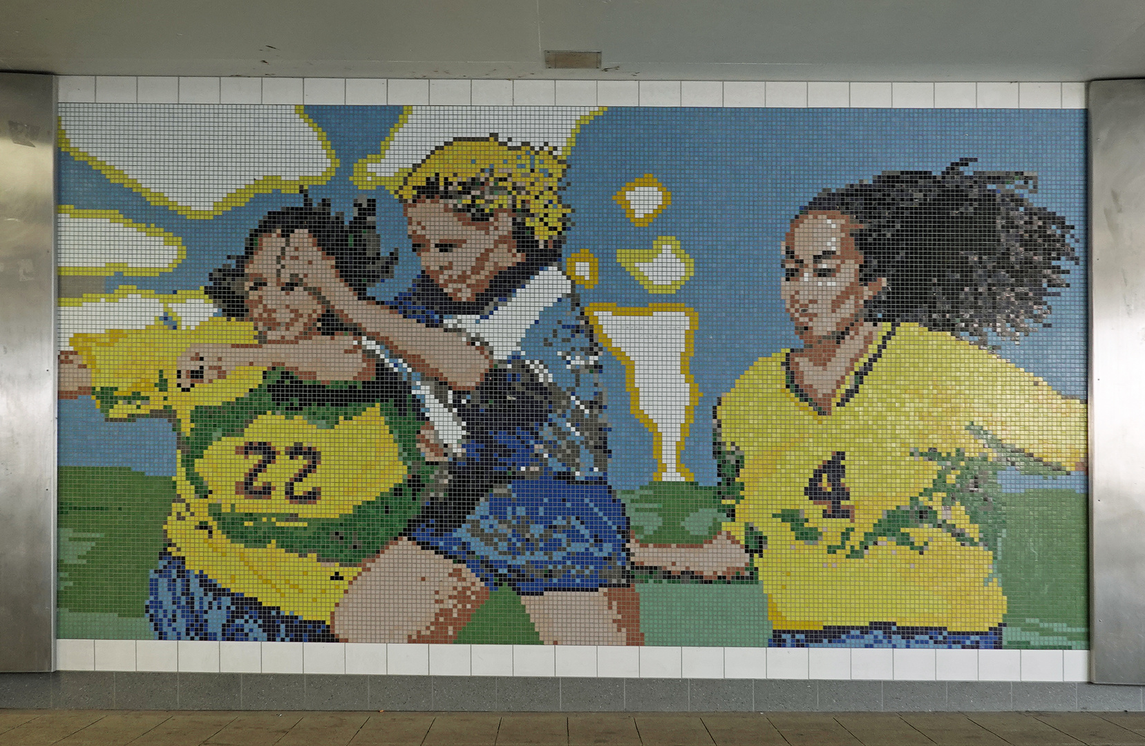 Wandschmuck - Bahnhof Sportfeld