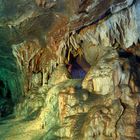 Wandstrukturen in der Tropfsteinhöhle