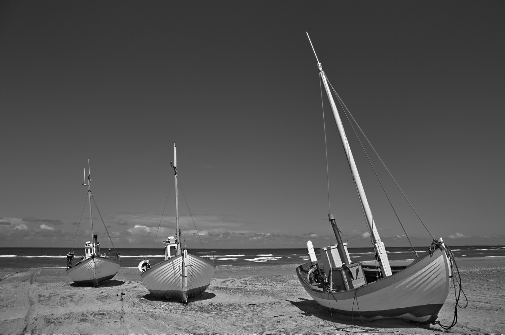 Wann fahren sie wieder hinaus? - Boote am Slettestrand in Dänemark