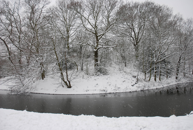 Wanstead Park, London, in the snow, February 2009