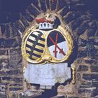 Wappen an der Brücke