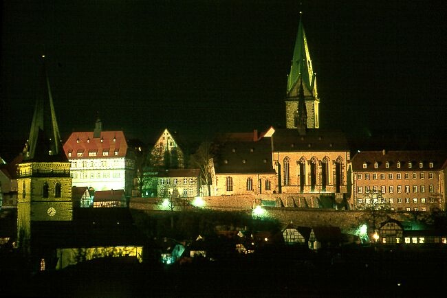 Warburg bei Nacht