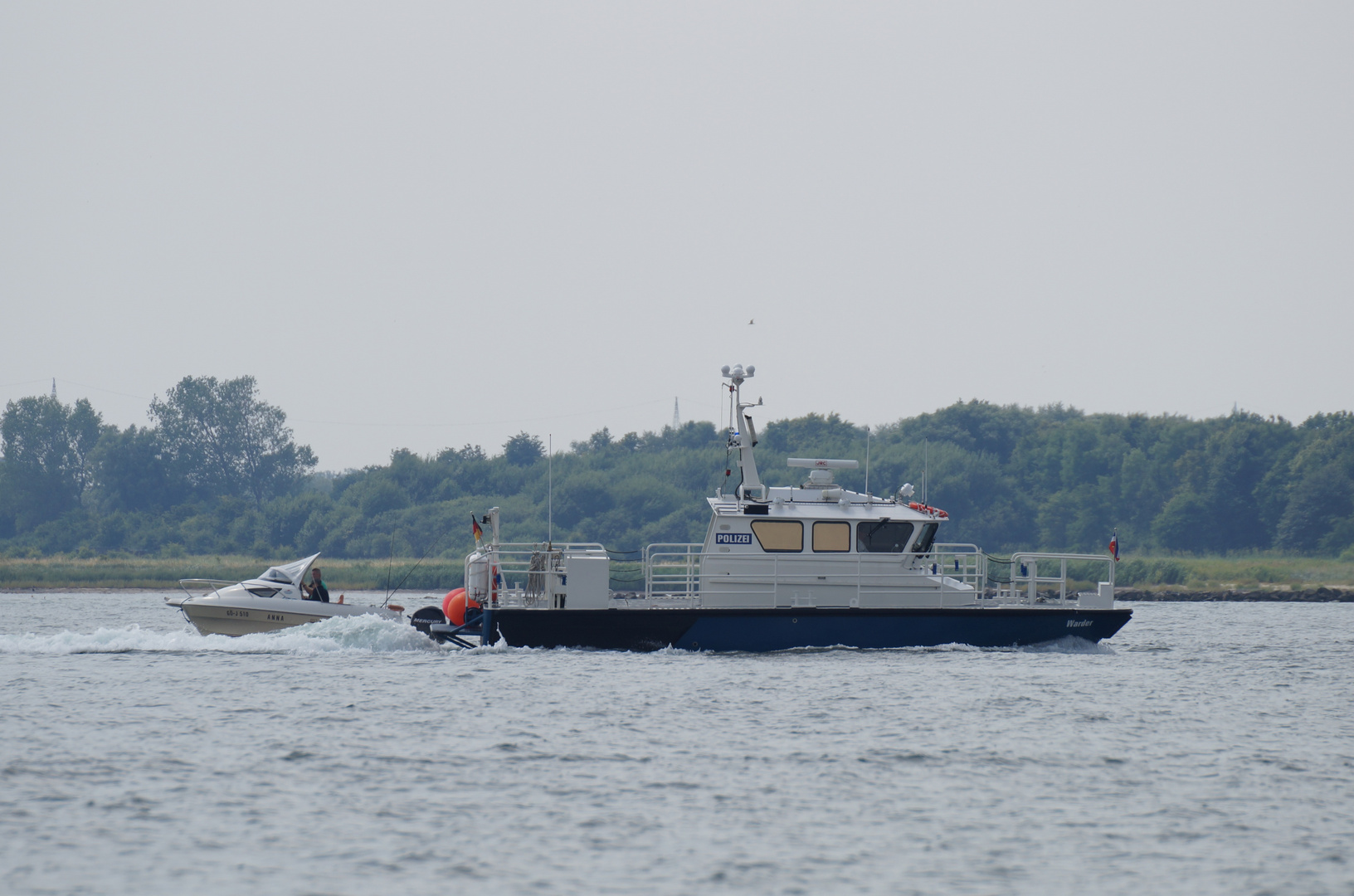 Warder auf dem Fehmarnsund